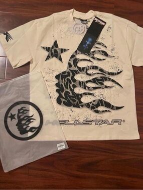 Graphic Tee in Cream with Black Flame Print